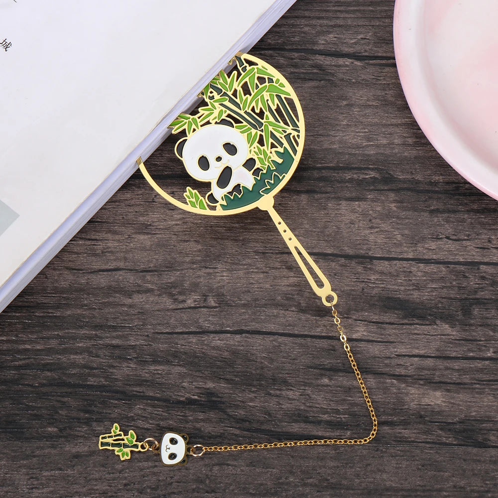 Marque-page panda en métal style chinois – Éventail rétro doré