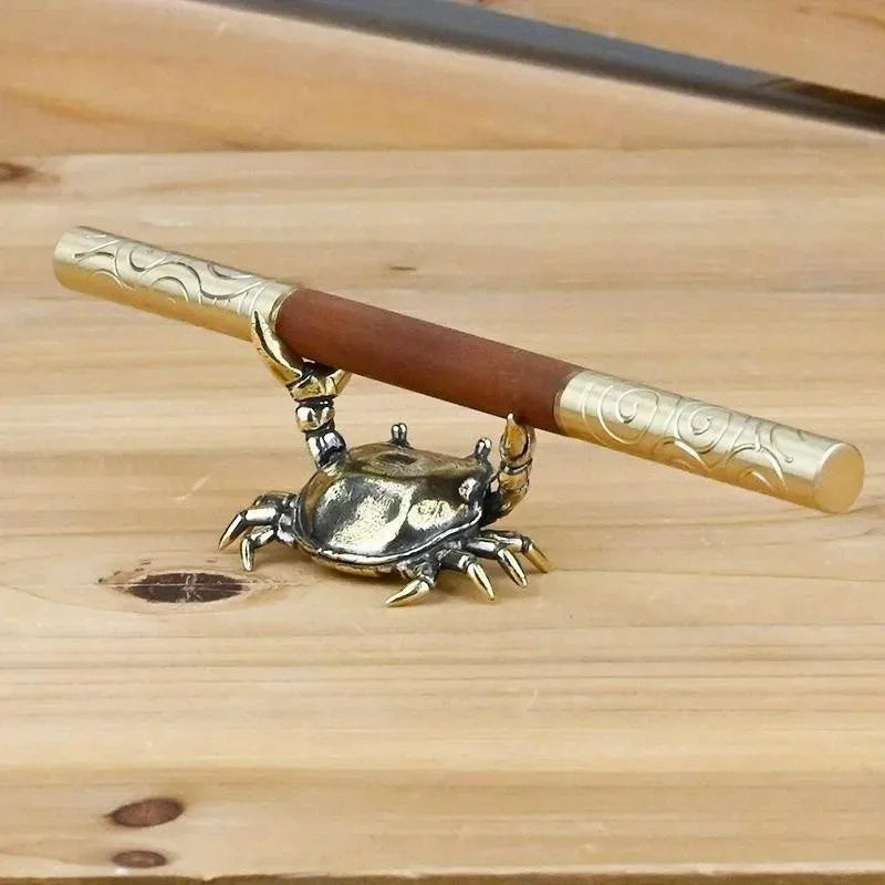 Petite sculpture crabe décorative – Ornement miniature
