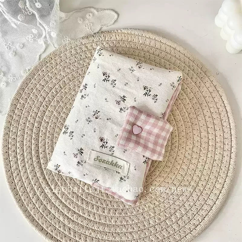 Housse de livre A6 à motif floral – Trèfle décoratif