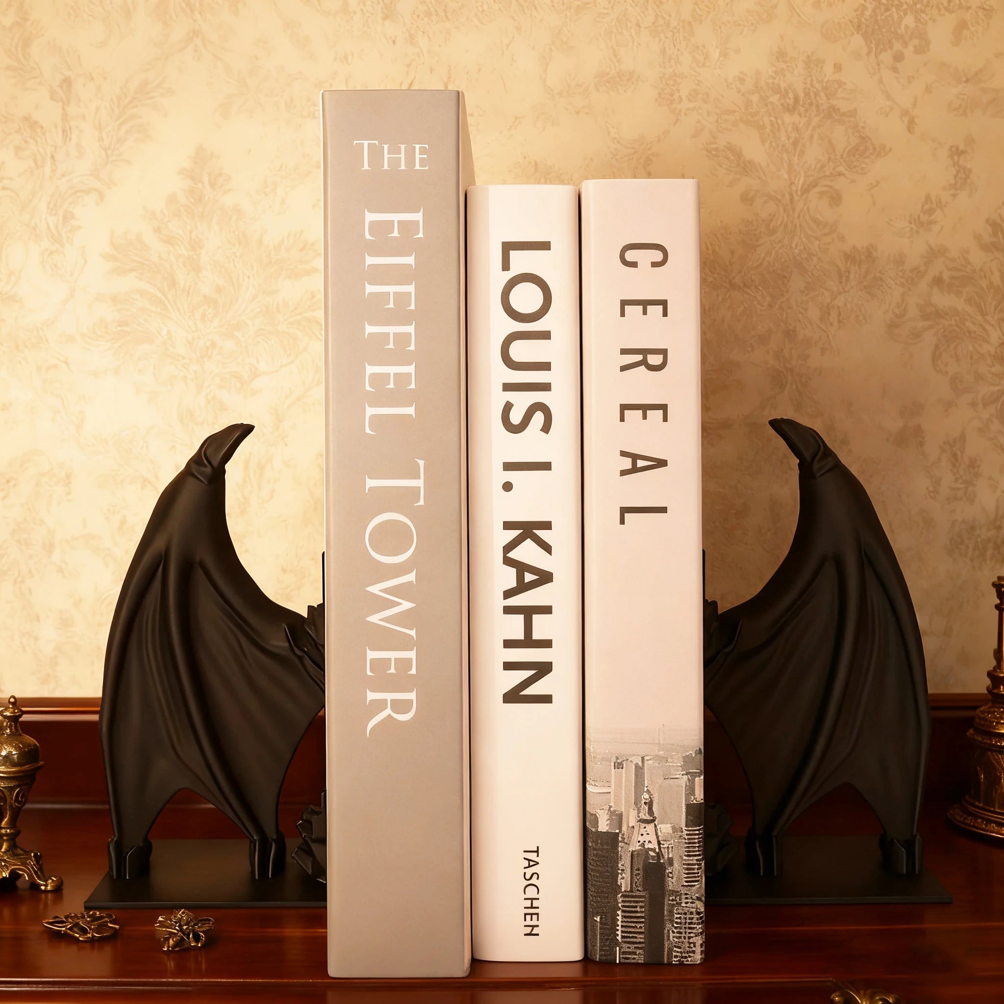 Serre-livres ailes de chauve-souris – Style sombre décoratif
