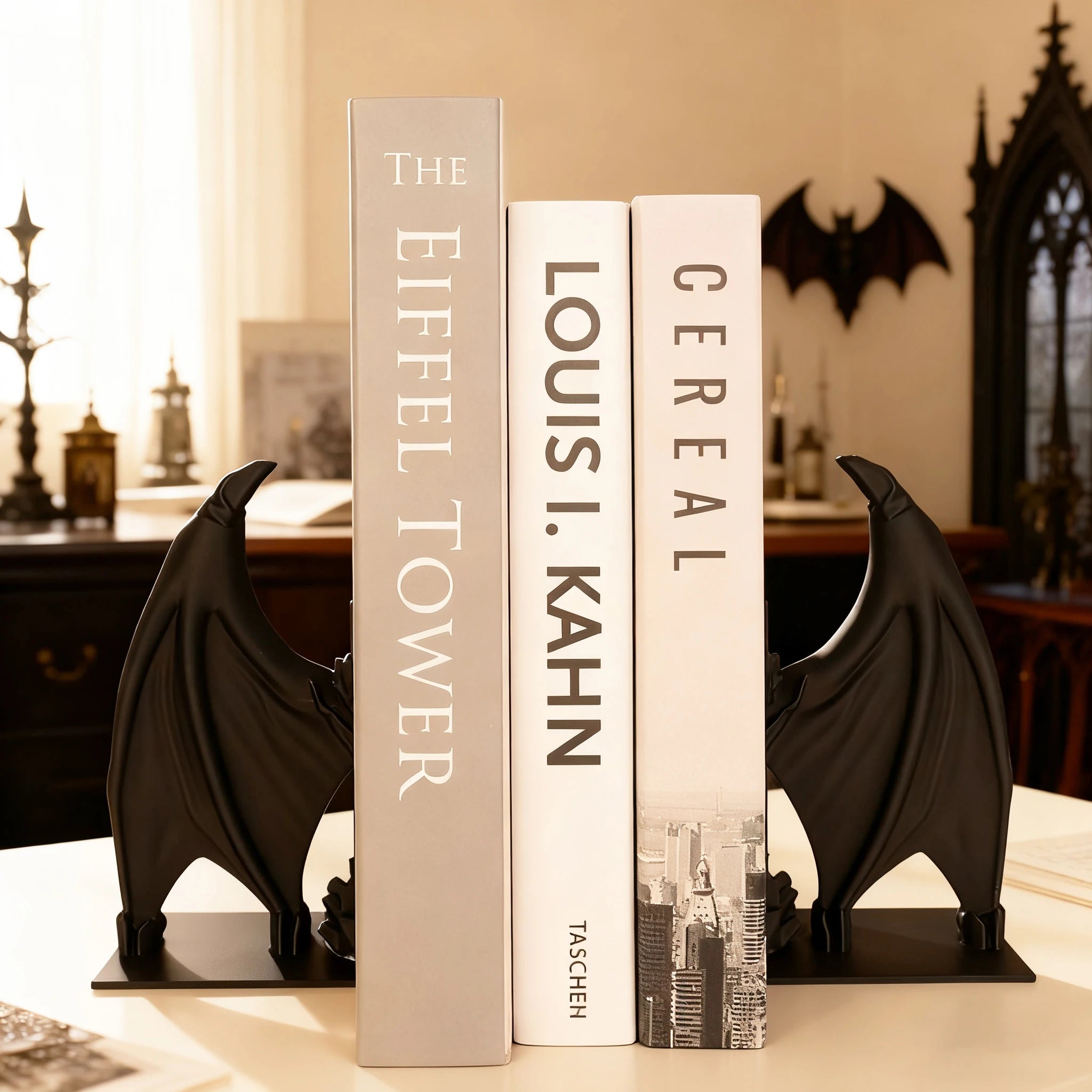 Serre-livres ailes de chauve-souris – Style sombre décoratif